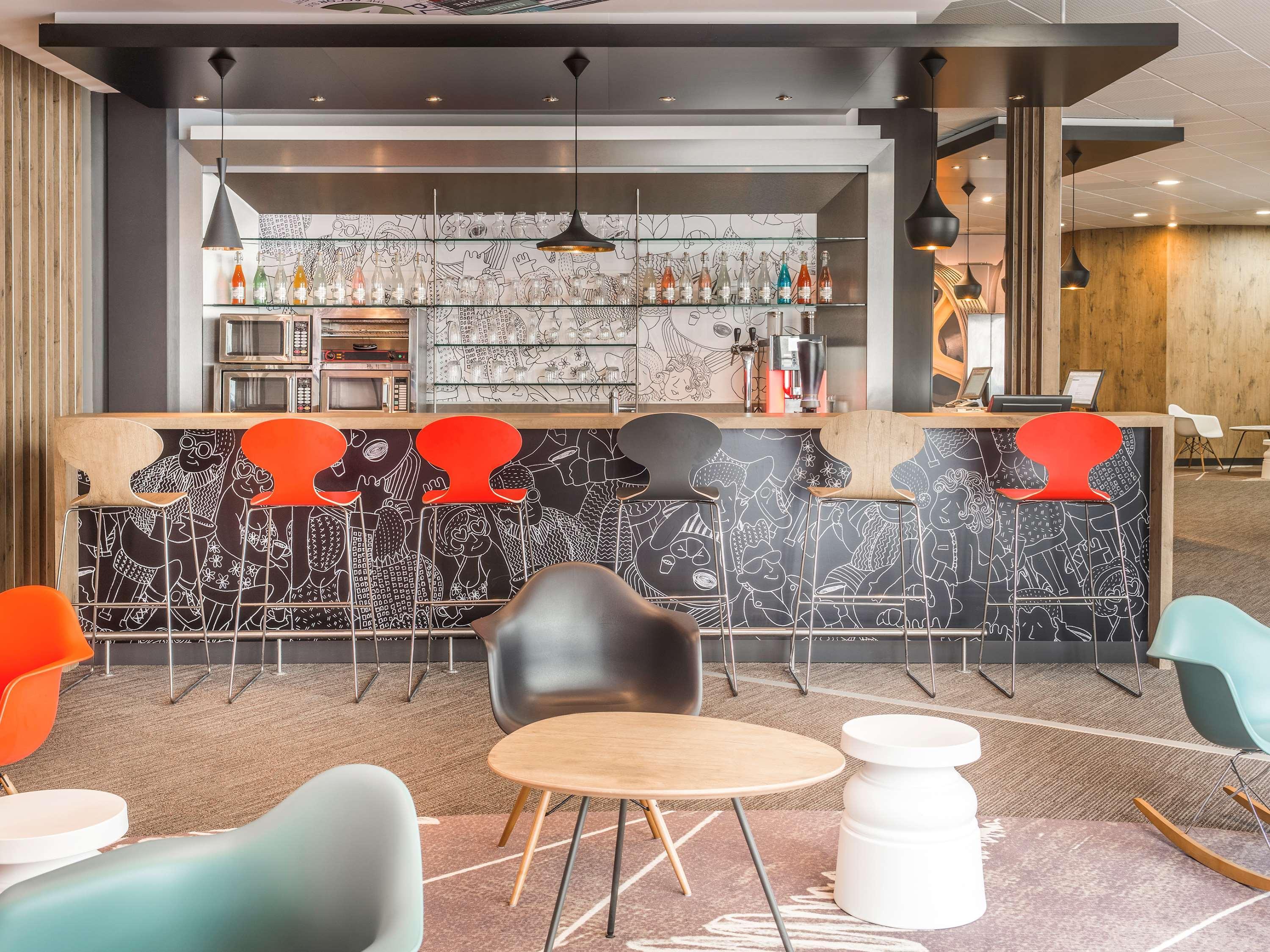 ホテル Ibis Nantes Centre Tour Bretagne エクステリア 写真