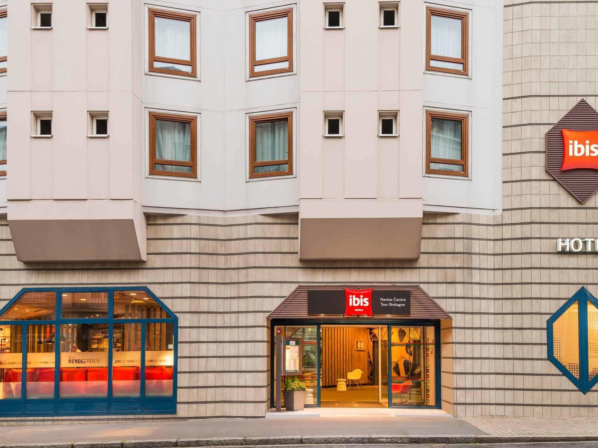 ホテル Ibis Nantes Centre Tour Bretagne エクステリア 写真