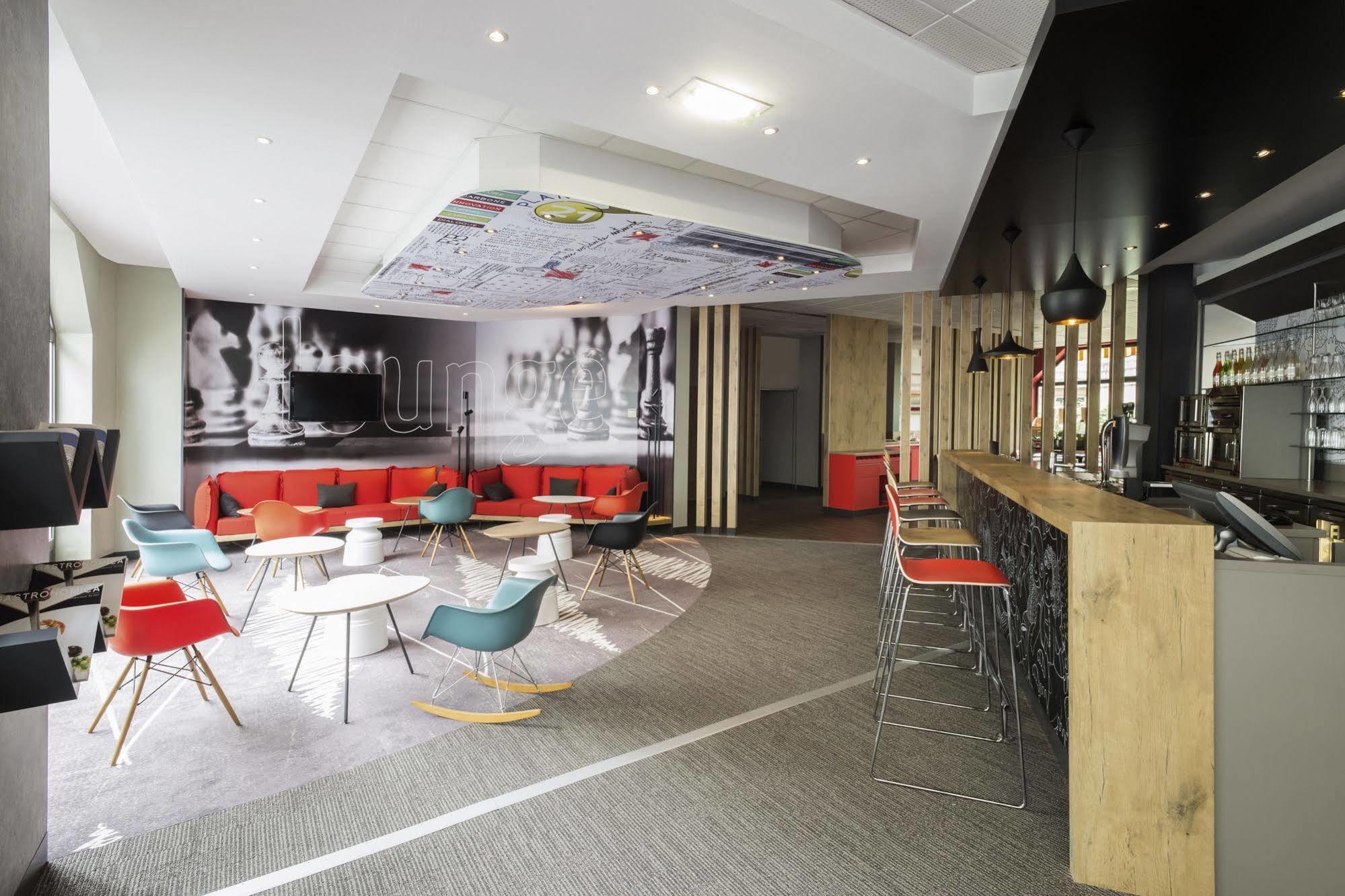 ホテル Ibis Nantes Centre Tour Bretagne エクステリア 写真